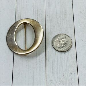 Gold Initial O Brooch